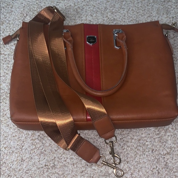 Red and Brown Vegan Leather Satchel with Structured Design - Picture 6 of 6